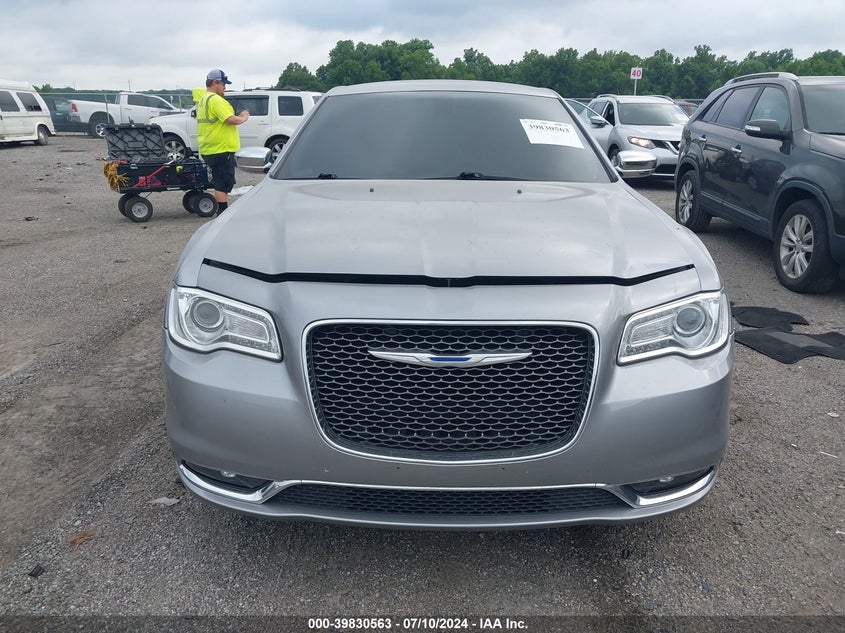 2018 Chrysler 300 Limited VIN: 2C3CCAKG4JH160405 Lot: 39830563
