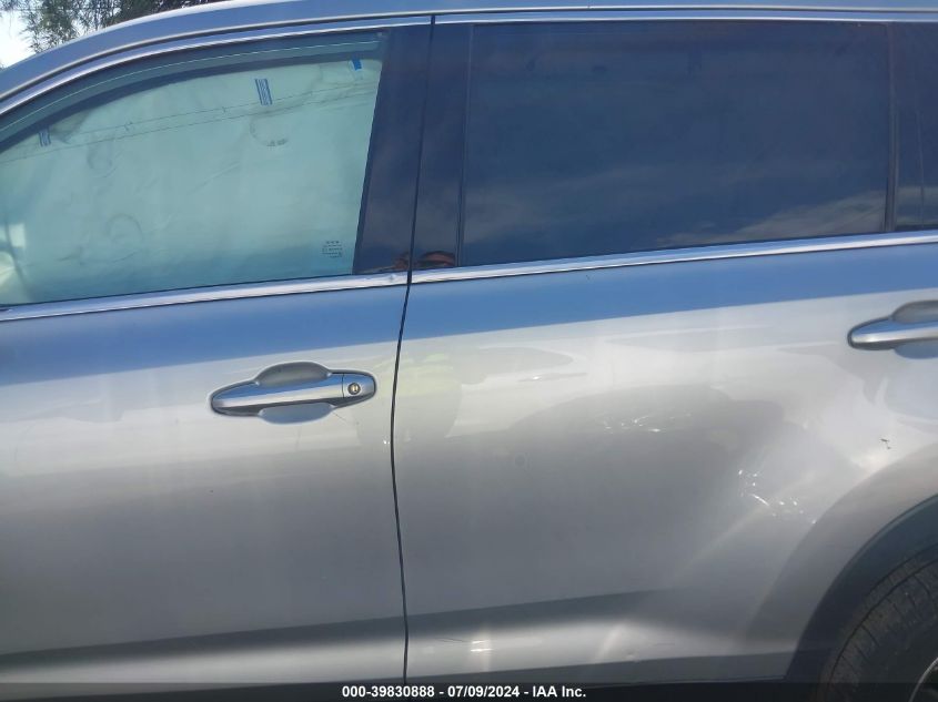 2019 Toyota Highlander Le/Le Plus VIN: 5TDZZRFH2KS290207 Lot: 39830888