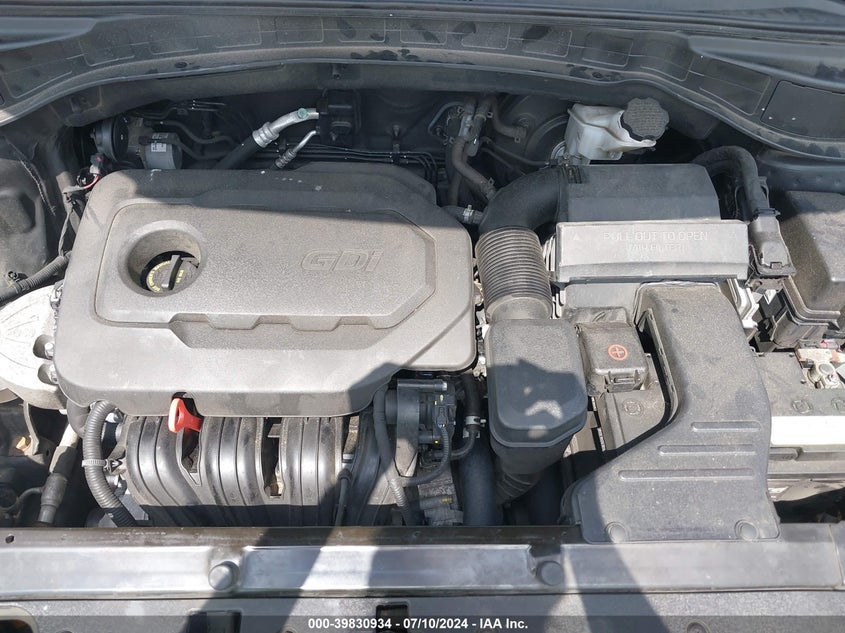 2017 Hyundai Santa Fe Sport 2.4L VIN: 5XYZUDLB4HG458243 Lot: 39830934