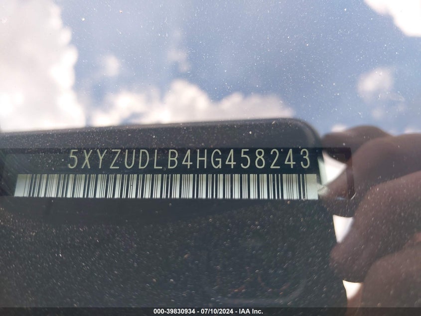 2017 Hyundai Santa Fe Sport 2.4L VIN: 5XYZUDLB4HG458243 Lot: 39830934