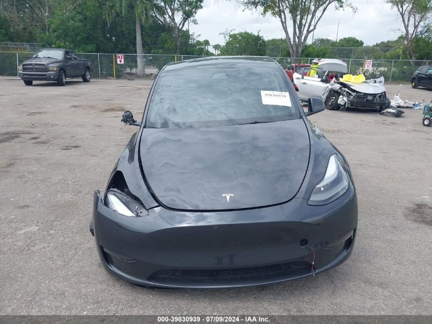 2024 Tesla Model Y Long Range Dual Motor All-Wheel Drive VIN: 7SAYGDEE3RF985146 Lot: 39830939