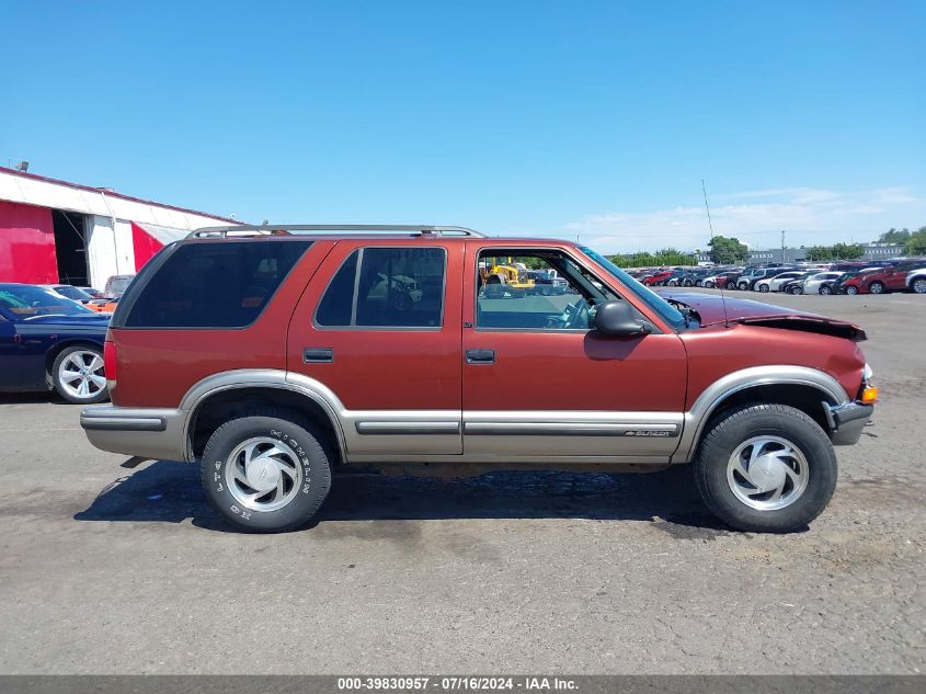 1998 Chevrolet Blazer Lt VIN: 1GNDT13W0W2106547 Lot: 39830957