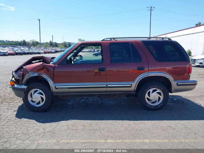1998 Chevrolet Blazer Lt VIN: 1GNDT13W0W2106547 Lot: 39830957