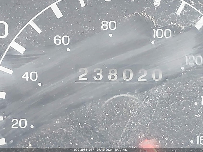 1999 Ford F-250 Lariat/Xl/Xlt VIN: 1FTNX21F0XED90501 Lot: 39831077