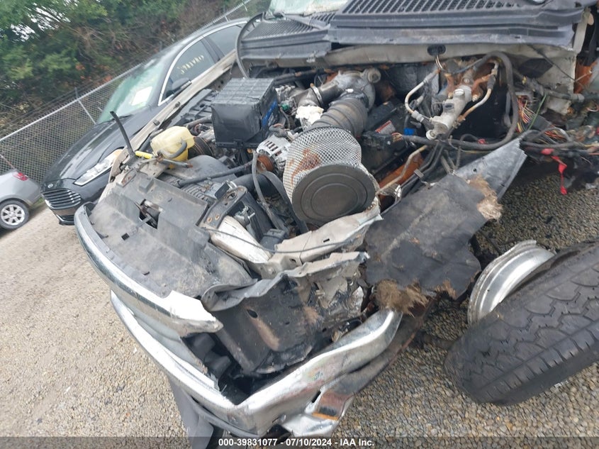 1999 Ford F-250 Lariat/Xl/Xlt VIN: 1FTNX21F0XED90501 Lot: 39831077