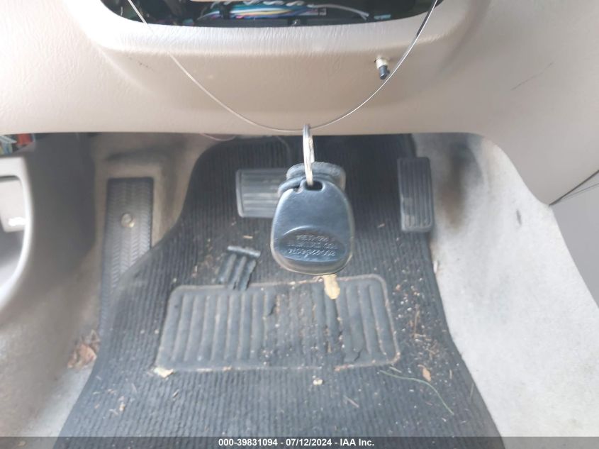 2001 Honda Accord Lx VIN: 1HGCG56571A114132 Lot: 39831094