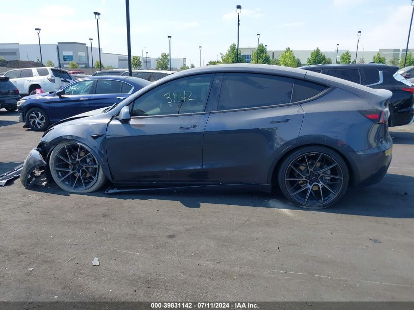 2021 Tesla Model Y Long Range Dual Motor All-Wheel Drive VIN: 5YJYGDEE0MF249108 Lot: 39831142