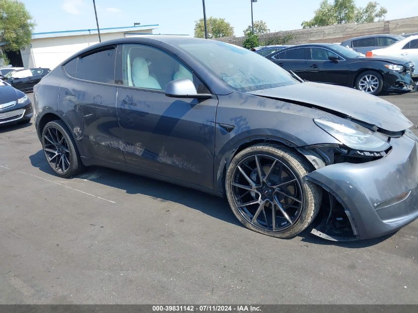 2021 Tesla Model Y Long Range Dual Motor All-Wheel Drive VIN: 5YJYGDEE0MF249108 Lot: 39831142