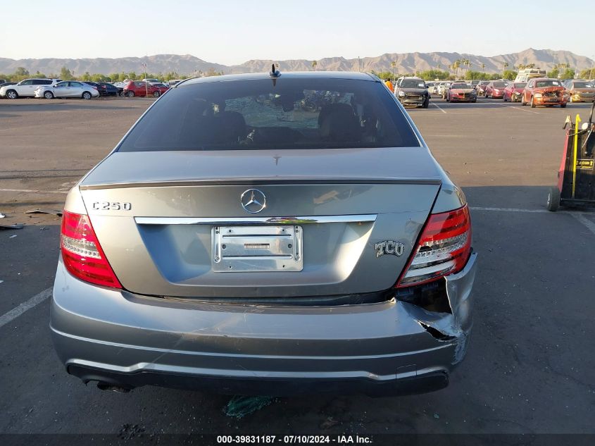 2012 Mercedes-Benz C 250 Luxury/Sport VIN: WDDGF4HBXCF853393 Lot: 39831187