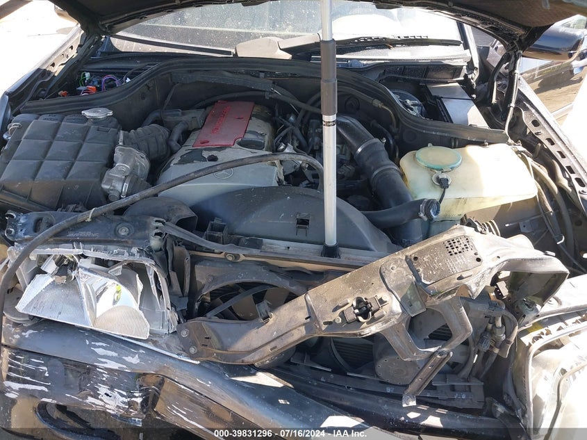 2000 Mercedes-Benz C 230 Kompressor VIN: WDBHA24G3YA830236 Lot: 39831296