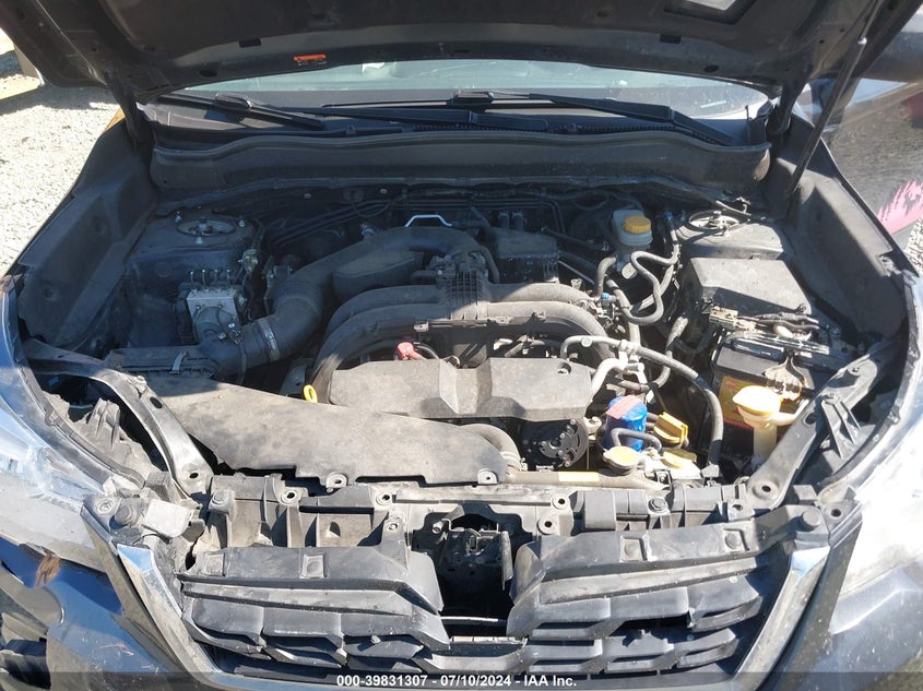 VIN JF2SJAAC2JG510462 2018 SUBARU FORESTER 2.5I
