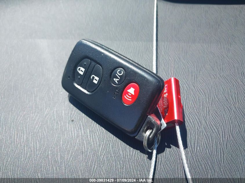 2014 Toyota Prius Plug-In VIN: JTDKN3DPXE3055483 Lot: 39831429