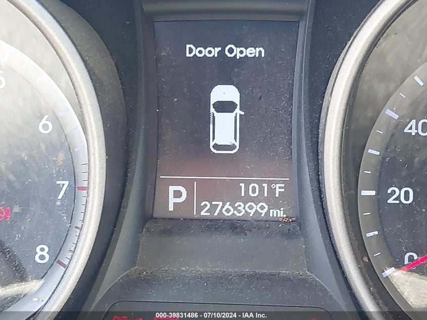 2014 Hyundai Santa Fe Sport 2.4L VIN: 5XYZT3LB1EG131310 Lot: 39831486