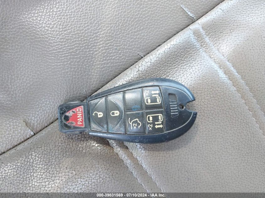 2013 Chrysler Town & Country Touring VIN: 2C4RC1BG0DR556366 Lot: 39831569