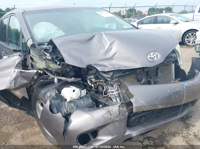 2011 Toyota Sienna Le V6 VIN: 5TDKK3DC5BS116030 Lot: 39831722