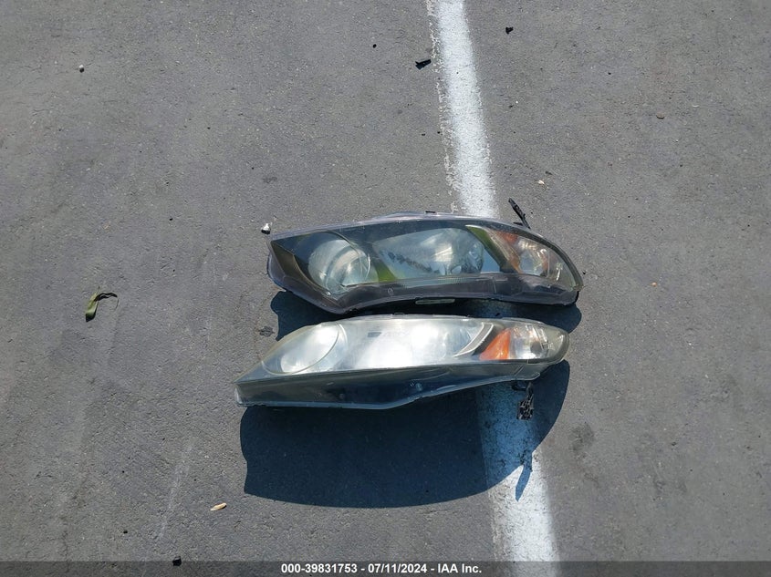 2010 Honda Civic Lx VIN: 19XFA1F58AE073545 Lot: 39831753