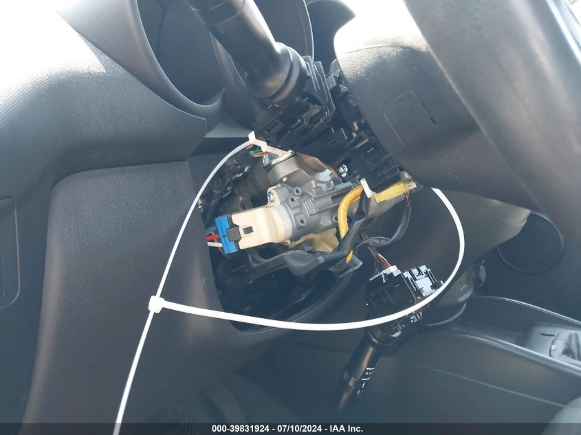 2010 Kia Soul VIN: KNDJT2A15A7122974 Lot: 39831924