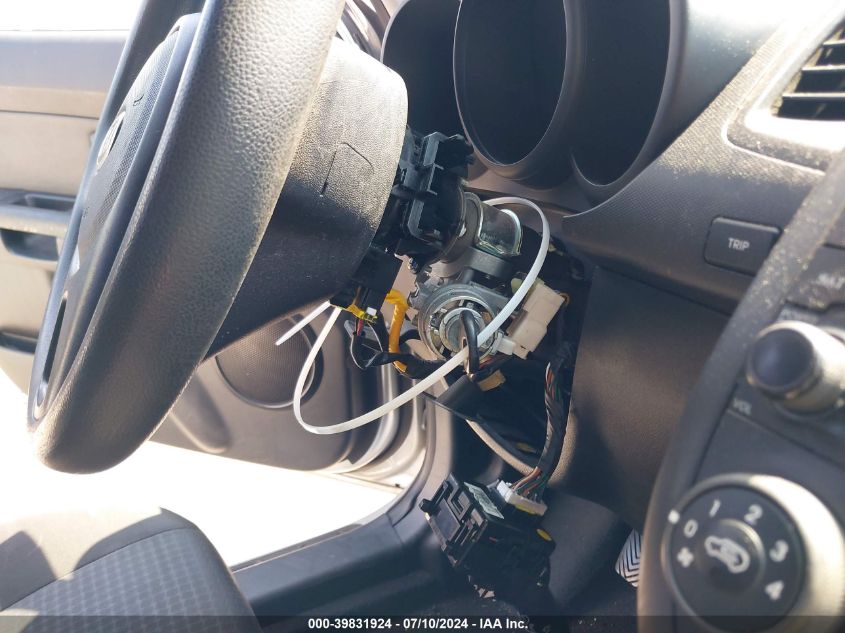 2010 Kia Soul VIN: KNDJT2A15A7122974 Lot: 39831924