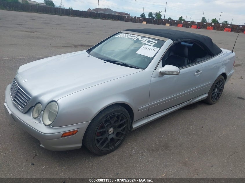 2002 Mercedes-Benz Clk 55 Amg VIN: WDBLK74G52T100067 Lot: 39831938