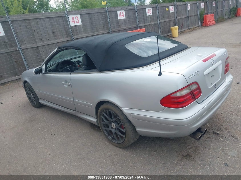 2002 Mercedes-Benz Clk 55 Amg VIN: WDBLK74G52T100067 Lot: 39831938