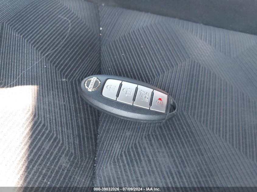 2015 NISSAN ROGUE SV - 5N1AT2MK4FC834603