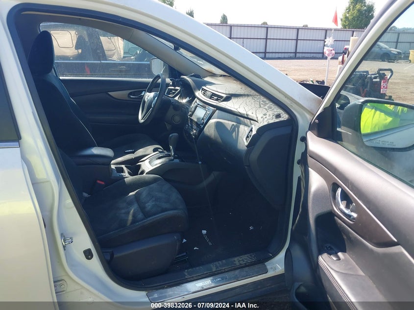 2015 NISSAN ROGUE SV - 5N1AT2MK4FC834603