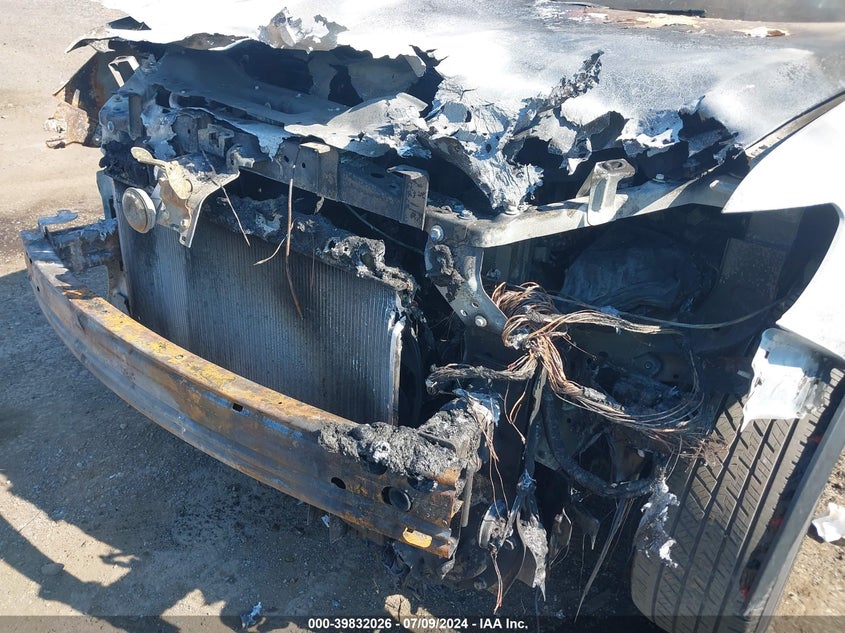 2015 NISSAN ROGUE SV - 5N1AT2MK4FC834603