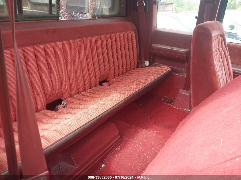 1990 Chevrolet Gmt-400 C1500 VIN: 2GCEC19K2L1261341 Lot: 39832035