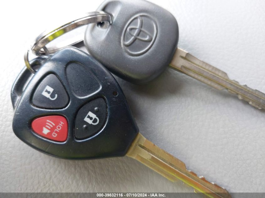 2007 Toyota Rav4 Limited VIN: JTMBD31V875052305 Lot: 39832116