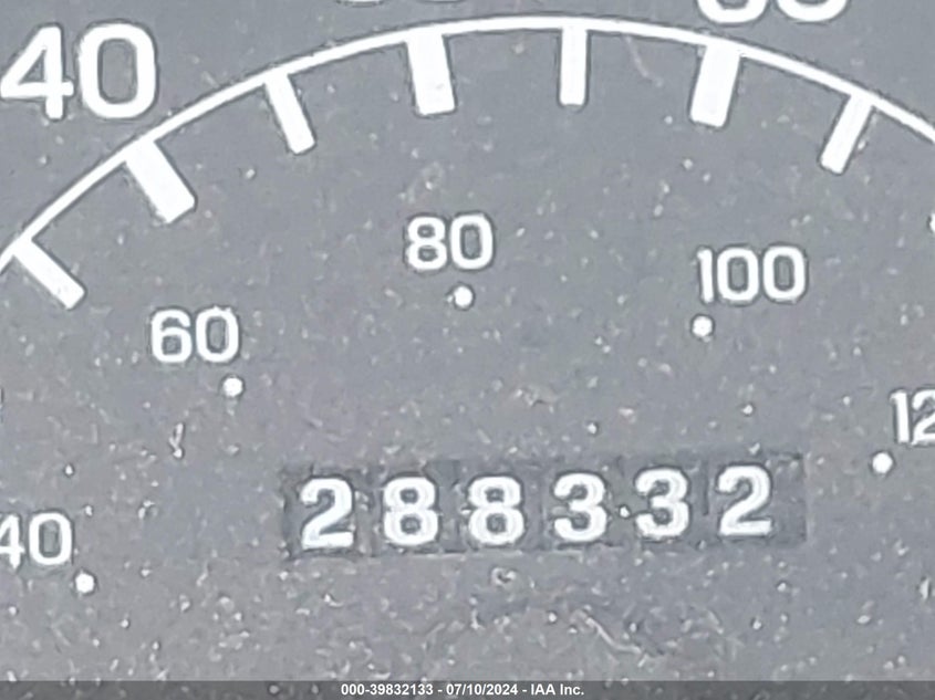 2000 Ford F-250 Lariat/Xl/Xlt VIN: 1FTNX21LXYEA85644 Lot: 39832133