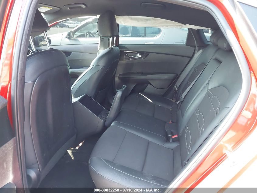 2021 Kia Forte Gt-Line VIN: 3KPF34AD0ME410420 Lot: 39832258