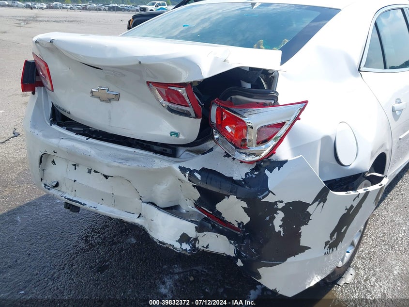 2015 Chevrolet Malibu 1Lt VIN: 1G11C5SL3FF273707 Lot: 39832372