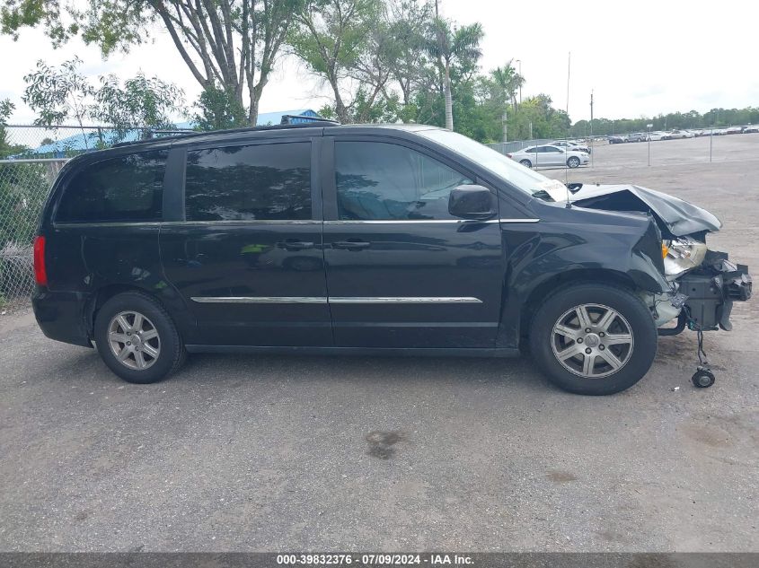 2013 Chrysler Town & Country Touring VIN: 2C4RC1BG1DR554934 Lot: 39832376