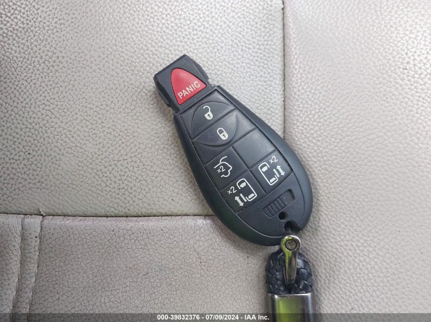 2013 Chrysler Town & Country Touring VIN: 2C4RC1BG1DR554934 Lot: 39832376