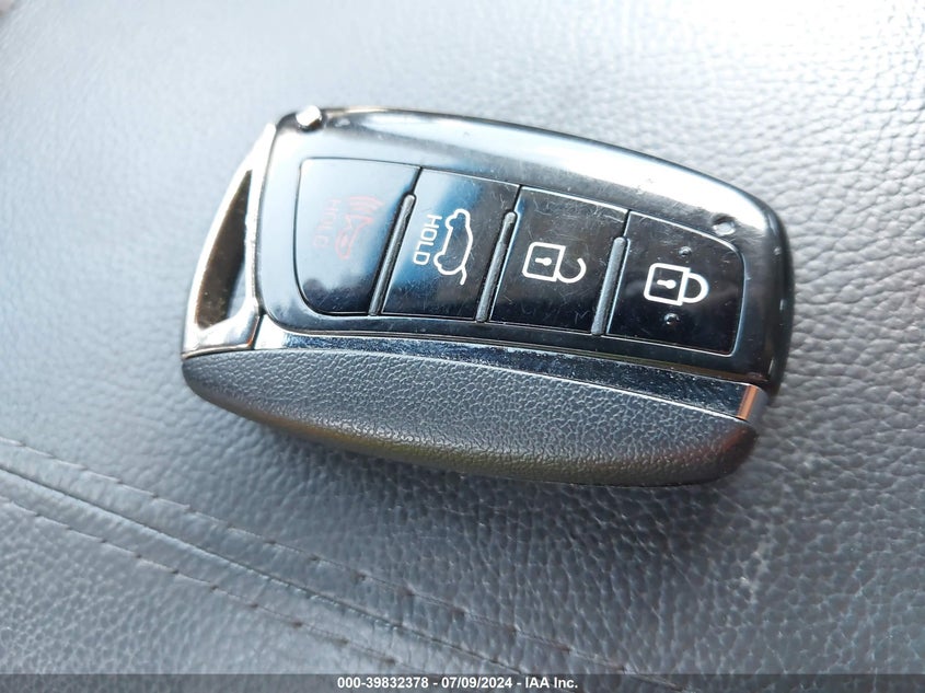 2015 Hyundai Santa Fe Sport 2.4L VIN: 5XYZUDLB4FG254653 Lot: 39832378