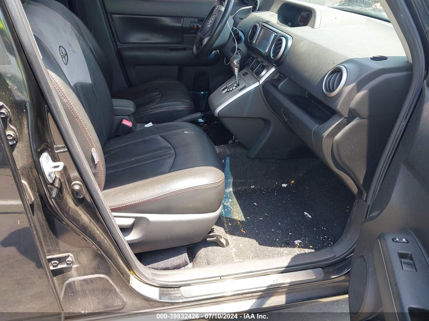 2008 Scion Xb VIN: JTLKE50E281012261 Lot: 39832426