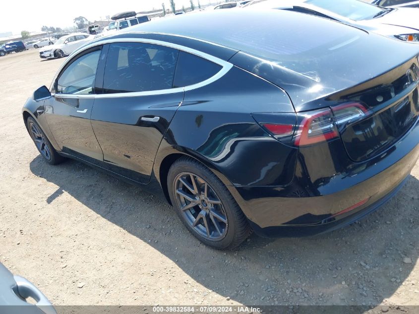 5YJ3E1EA1JF011355 2018 Tesla Model 3 Long Range/Mid Range