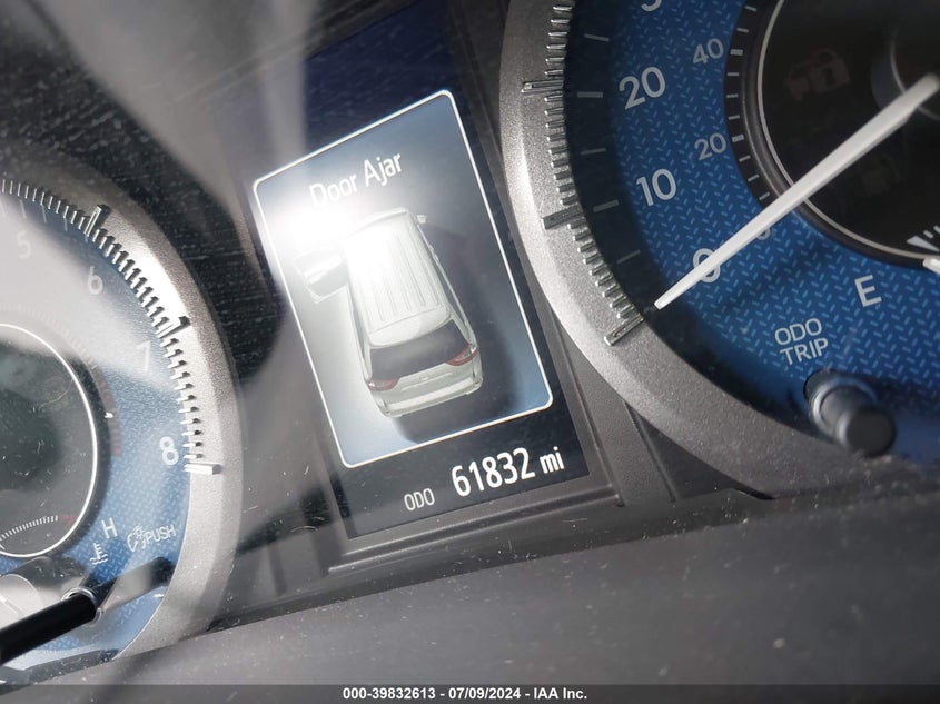 2017 Toyota Sienna Xle 8 Passenger VIN: 5TDYZ3DC6HS851596 Lot: 39832613