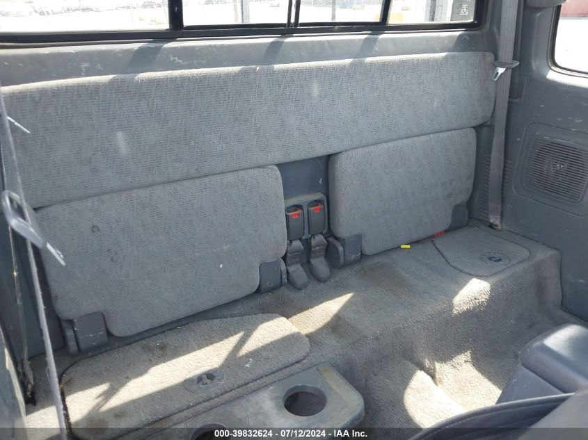 1999 Toyota Tacoma VIN: 4TAWM72N9XZ492254 Lot: 39832624