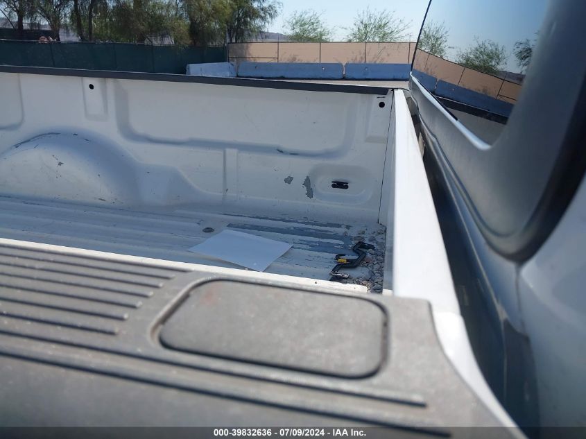 2002 Ford F-150 Xl/Xlt VIN: 1FTRF17252NB23222 Lot: 39832636