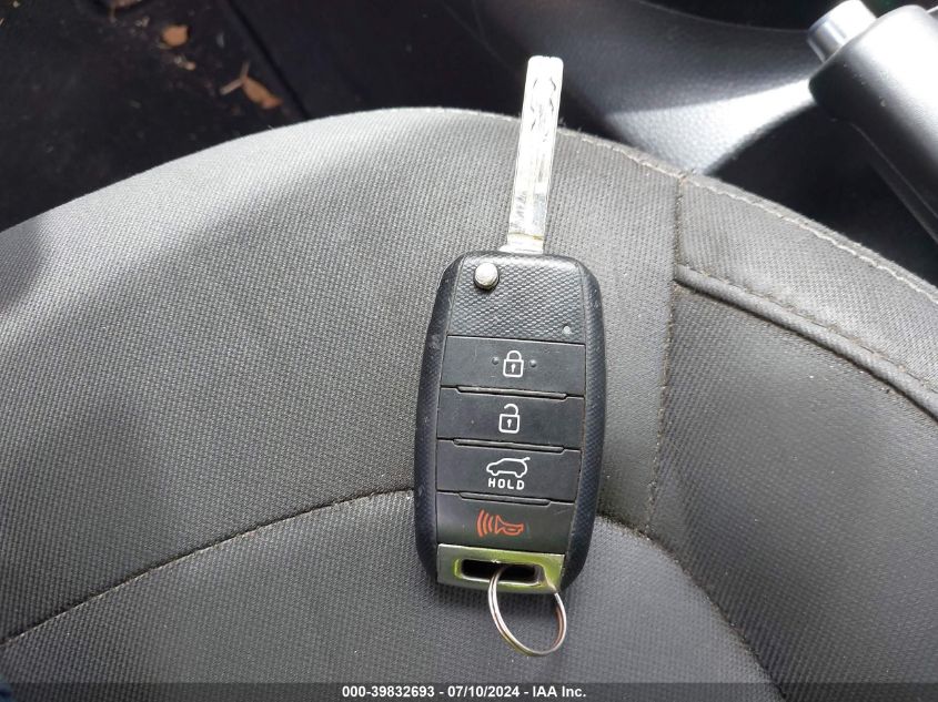 2017 Kia Soul VIN: KNDJN2A24H7424575 Lot: 39832693