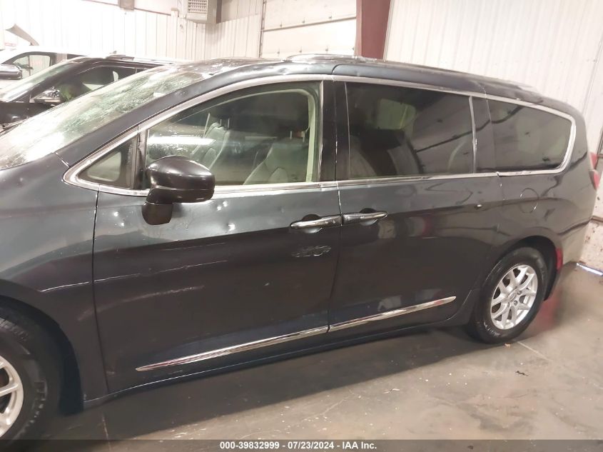 VIN 2C4RC1BG9LR277030 2020 CHRYSLER PACIFICA TOURING L