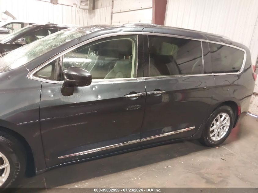 2020 Chrysler Pacifica Touring L VIN: 2C4RC1BG9LR277030 Lot: 39832999