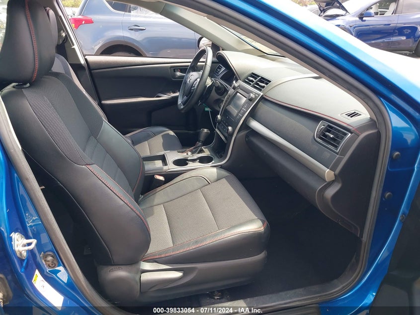 2017 Toyota Camry Se VIN: 4T1BF1FK0HU773444 Lot: 39833054