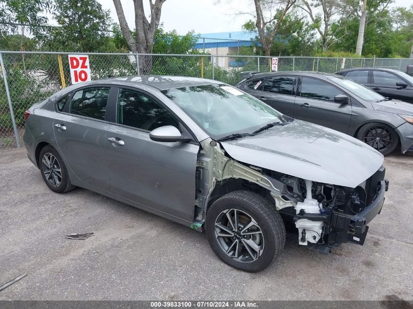 3KPF24AD2NE452673 2022 KIA FORTE - Image 1