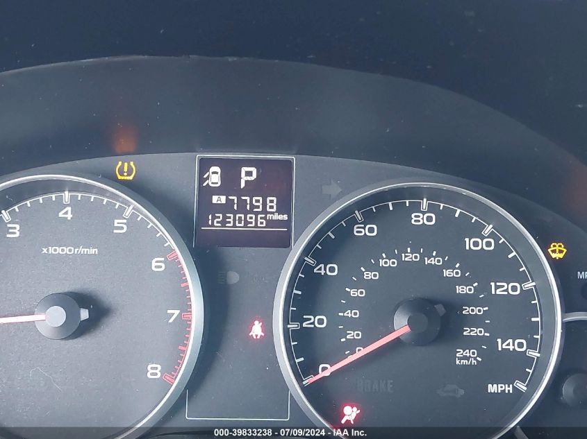 2013 Subaru Outback 2.5I Premium VIN: 4S4BRCBC3D3224175 Lot: 39833238