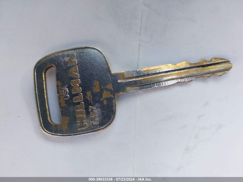 2002 Toyota Sienna Le VIN: 4T3ZF13C32U449737 Lot: 39833336