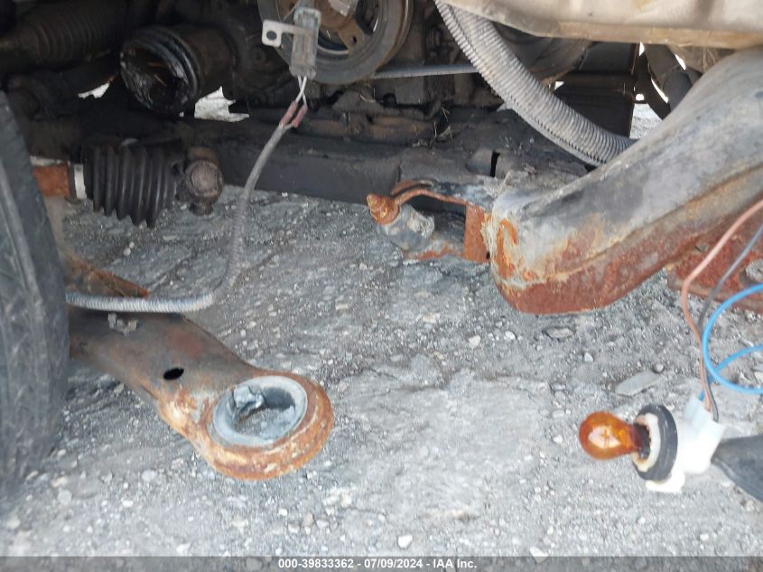 1999 Chevrolet Venture VIN: 1GNDX03E4XD311168 Lot: 39833362