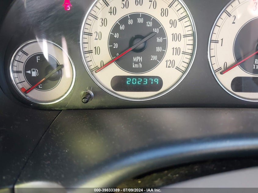 2001 Chrysler Town & Country Lxi VIN: 2C8GP54L91R125368 Lot: 39833389