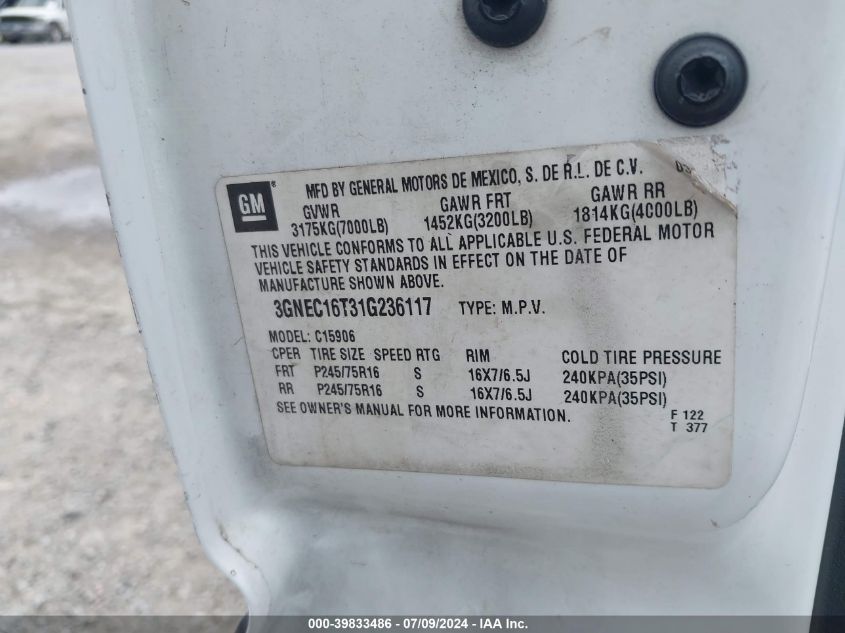 2001 Chevrolet Suburban 1500 Ls VIN: 3GNEC16T31G236117 Lot: 39833486